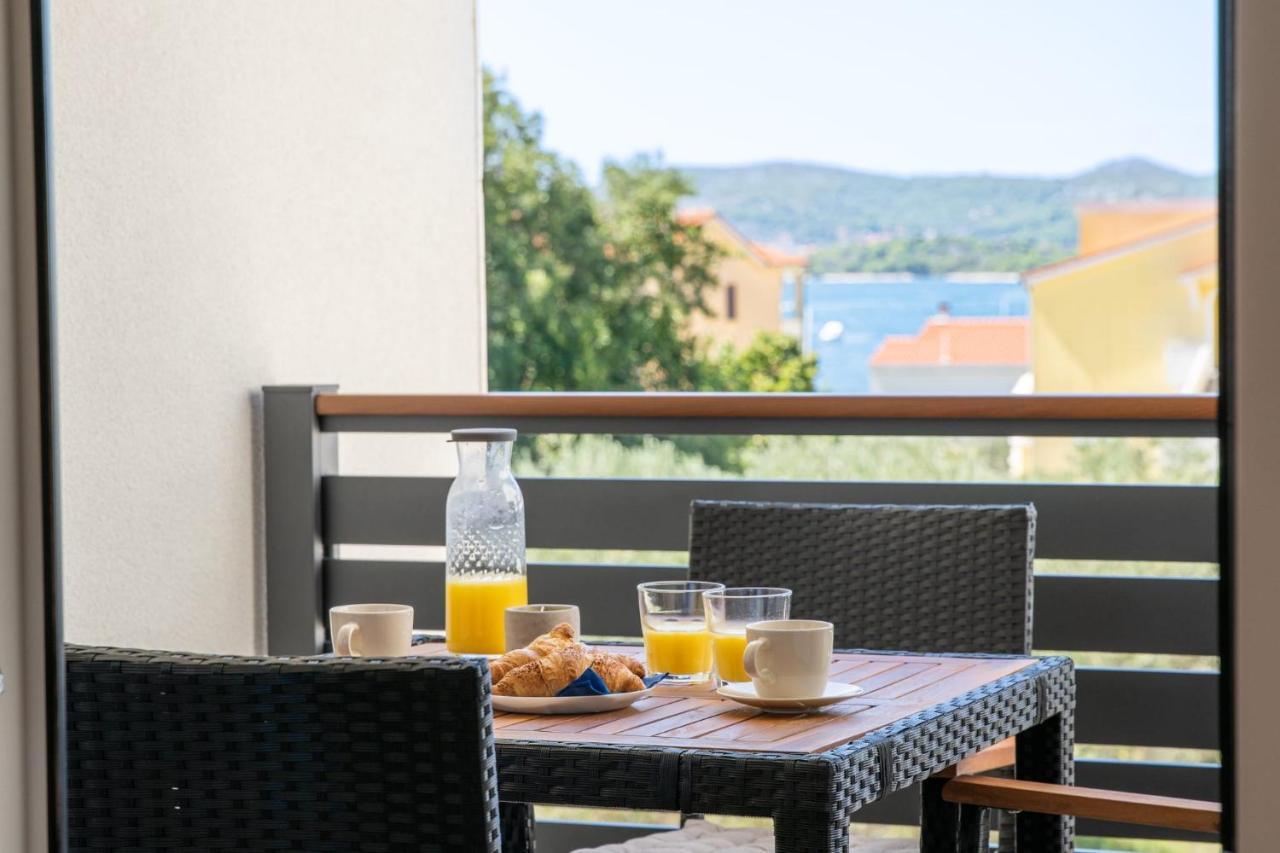 Residence Jonathan Biograd Na Moru Εξωτερικό φωτογραφία
