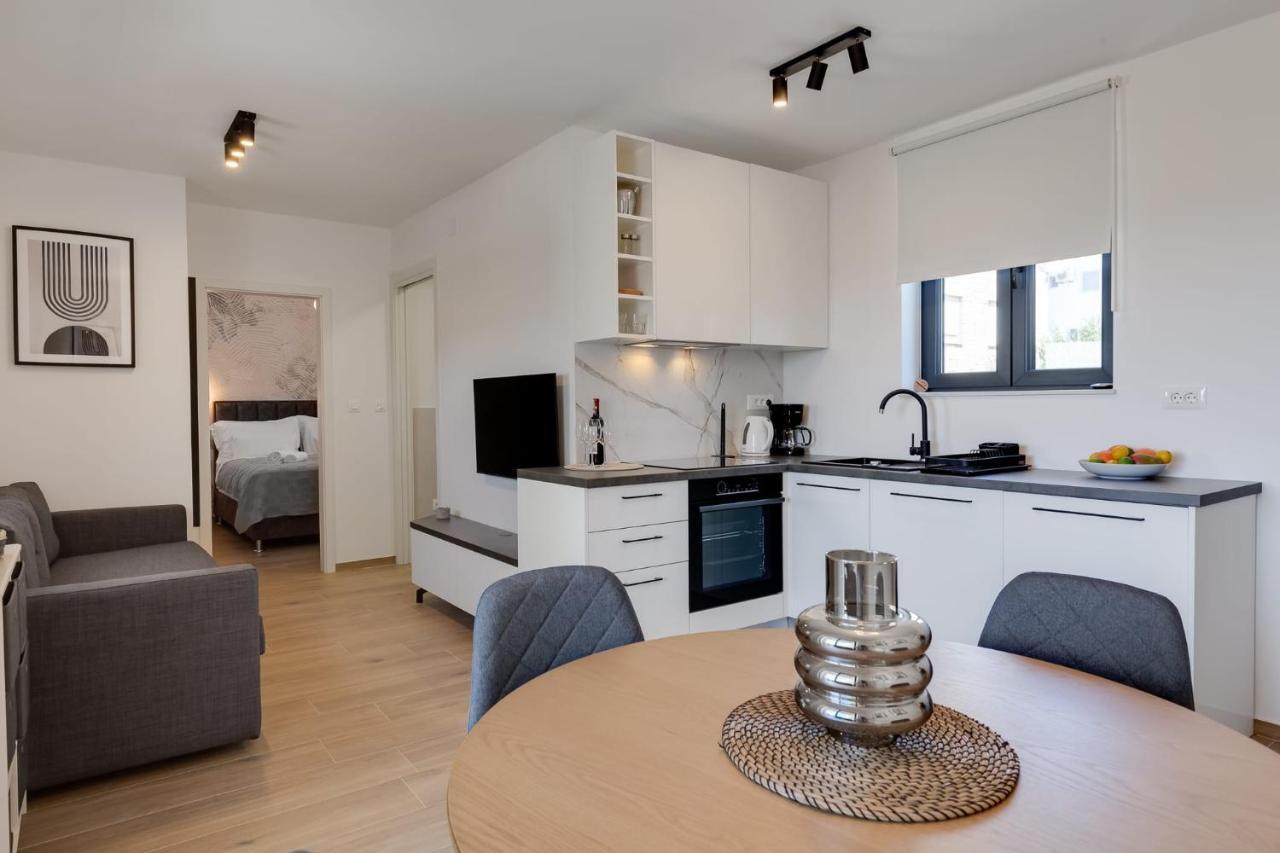 Residence Jonathan Biograd Na Moru Εξωτερικό φωτογραφία