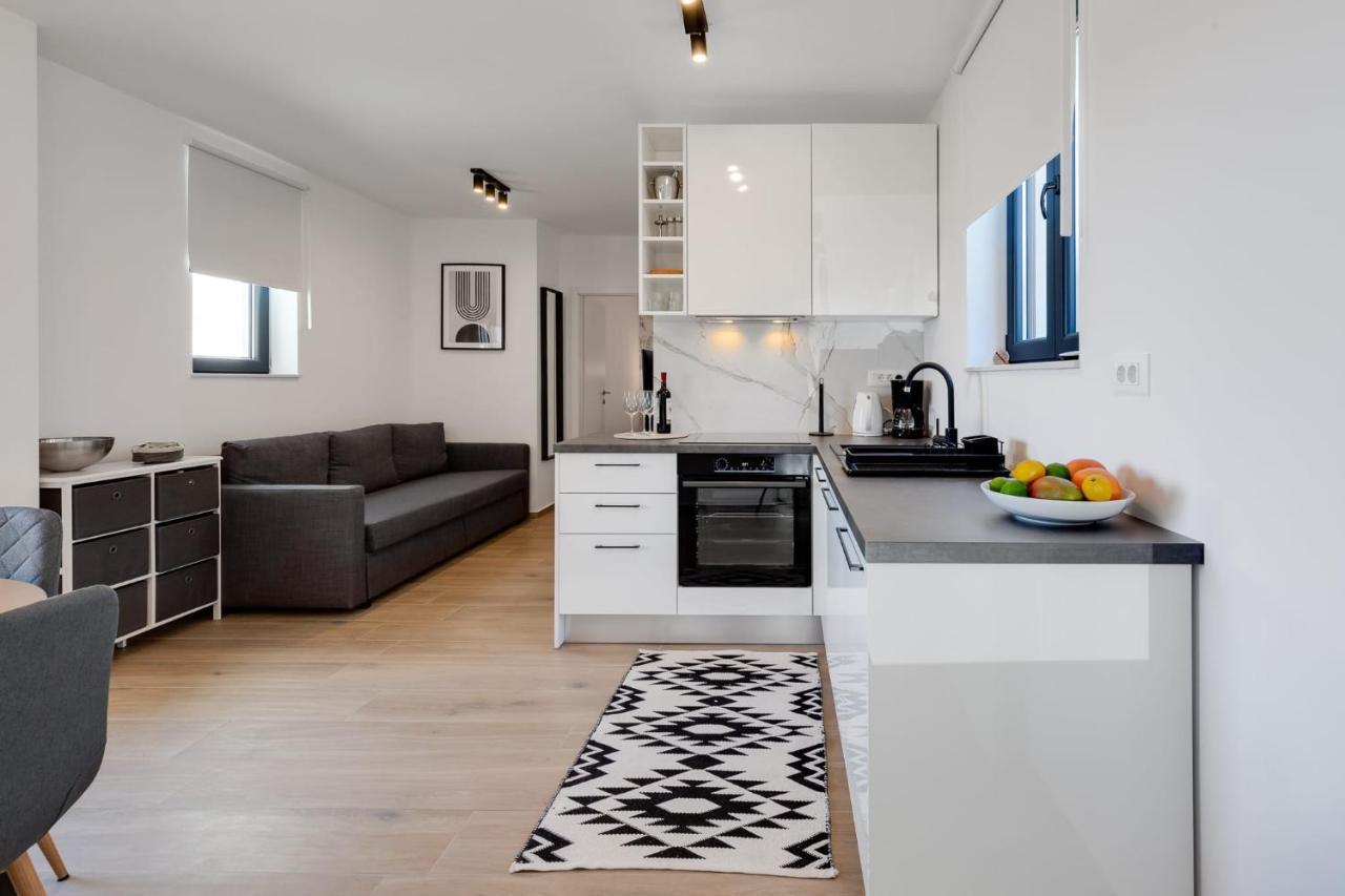 Residence Jonathan Biograd Na Moru Εξωτερικό φωτογραφία