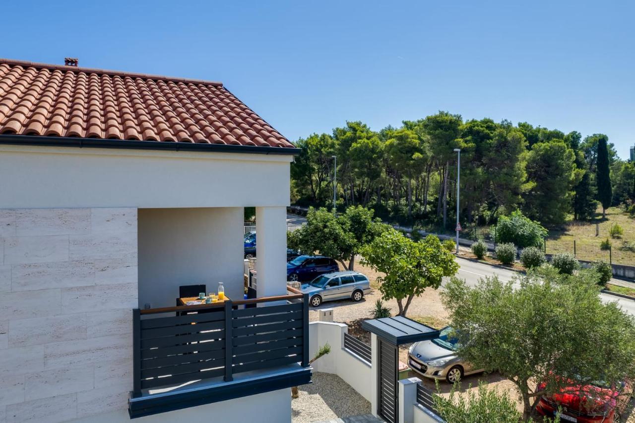 Residence Jonathan Biograd Na Moru Εξωτερικό φωτογραφία